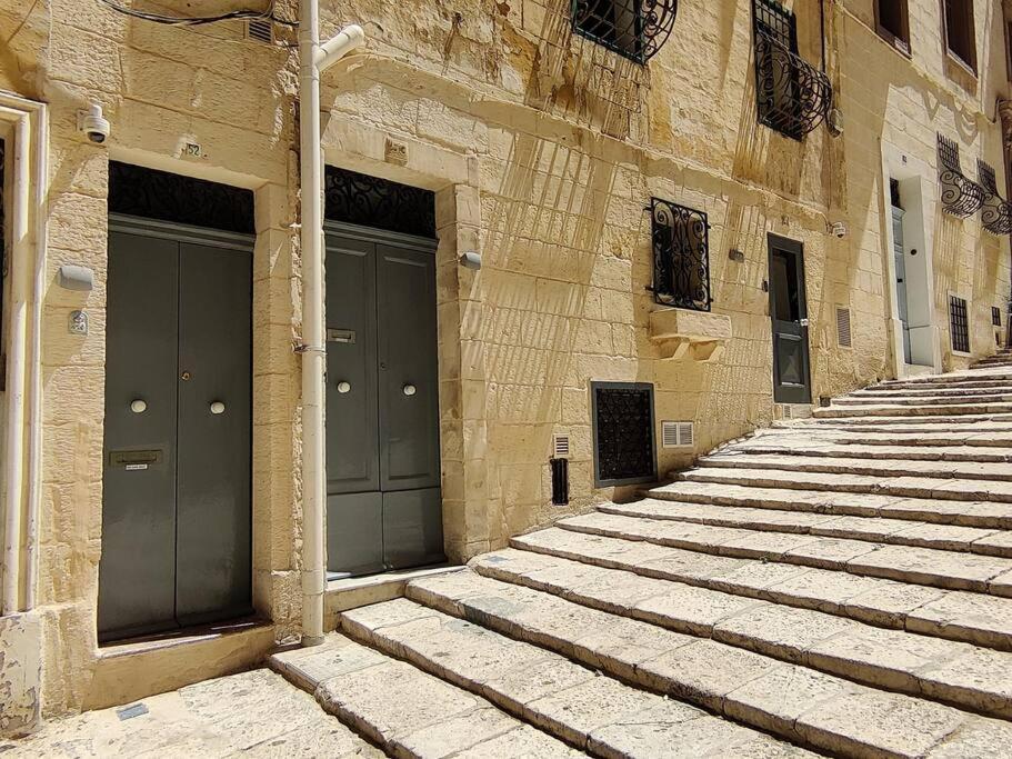 Cove 532 By Savynomad Harbour Residences Wow View La Valeta Exterior foto