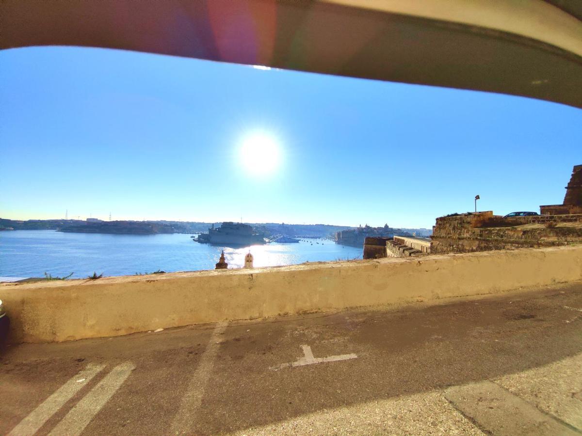 Cove 532 By Savynomad Harbour Residences Wow View La Valeta Exterior foto